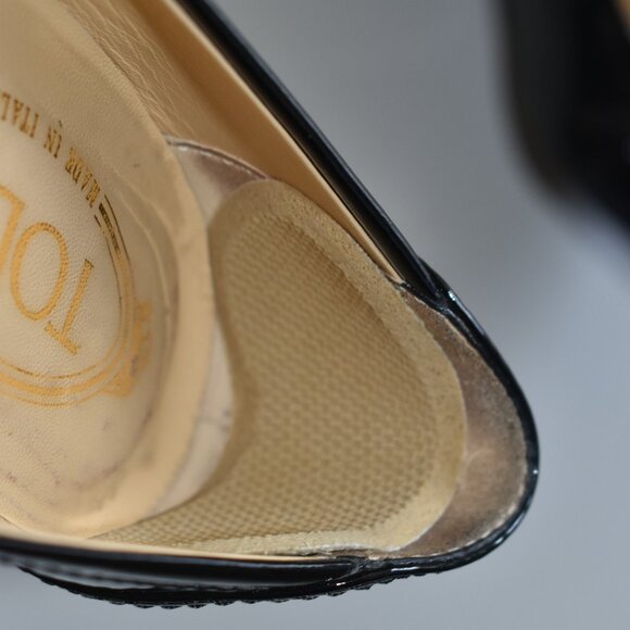 Tod's black leather loafer pumps with a kitten heel EU 36.5/US 6.5 - Picture 7 of 7